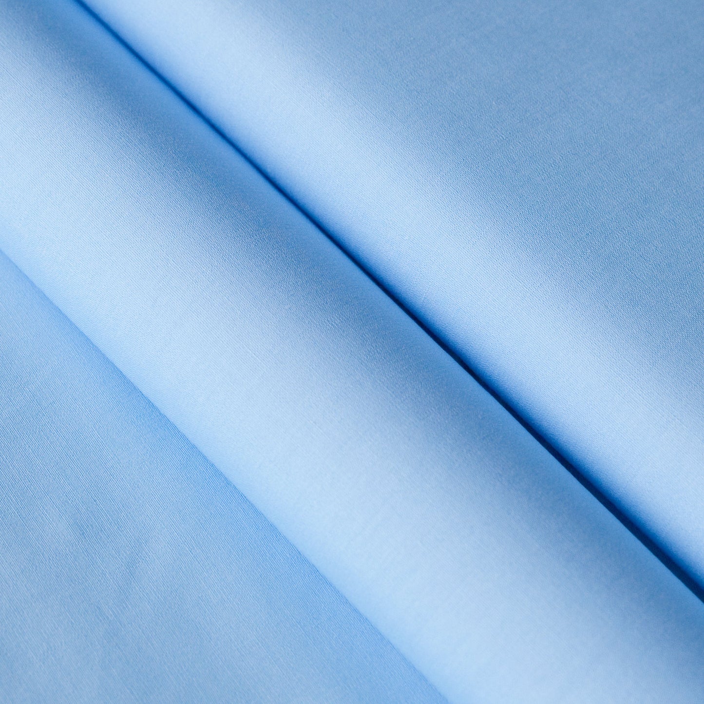 Babyblauer, einfarbiger Baumwollstoff auf Stoffe-Kudellino im Sale.