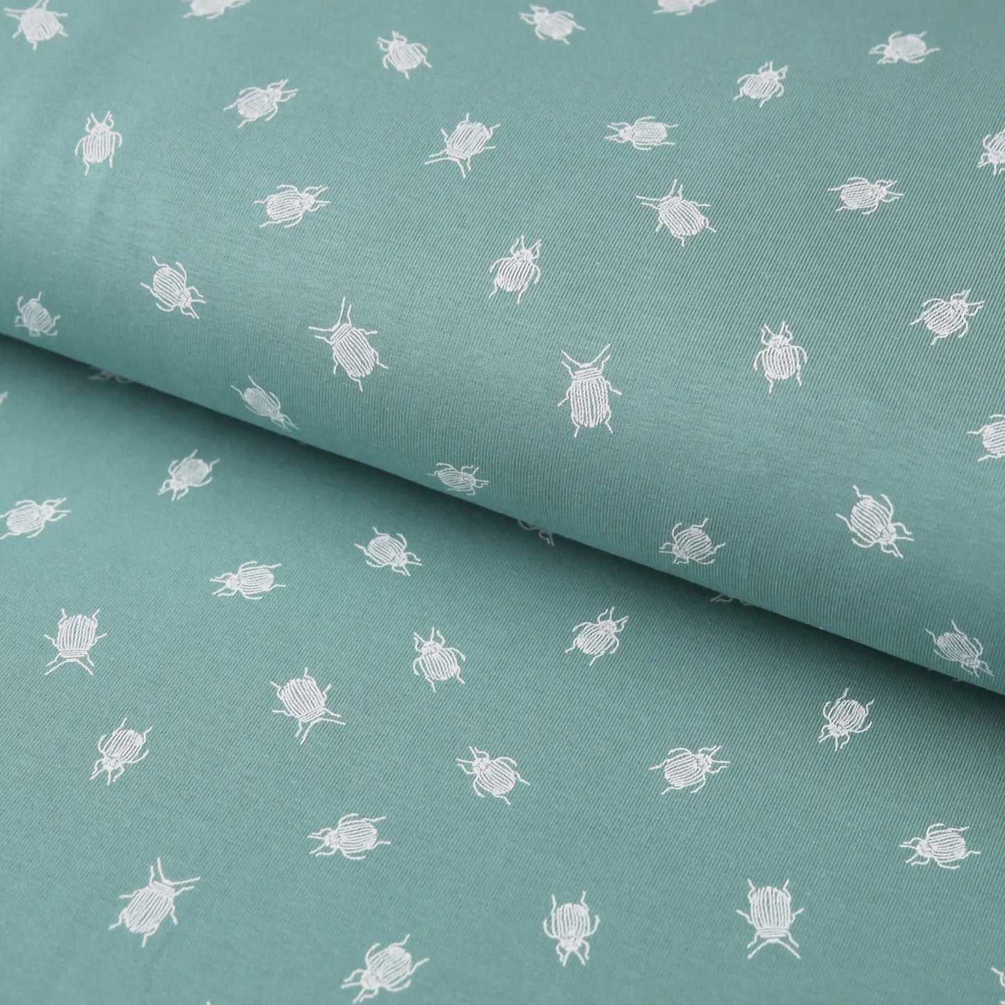 Baumwolljersey "Käfer Bugs" - Jersey Stoff auf rauchmint aqua - Stoffe Kudellino - Bündchenstoffe, Jersey Stoffe und mehr...
