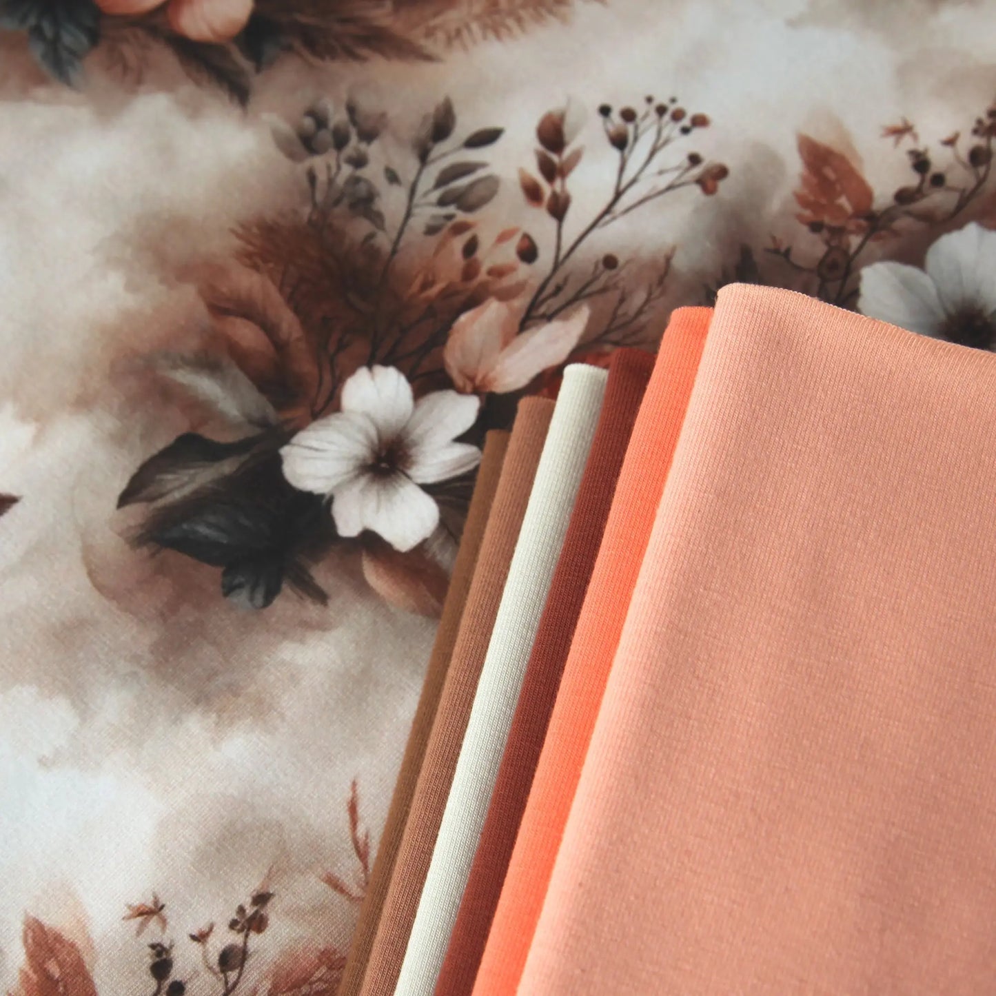 Baumwolljersey "Mystic Flowers" - braun beige rost Stoffe Kudellino