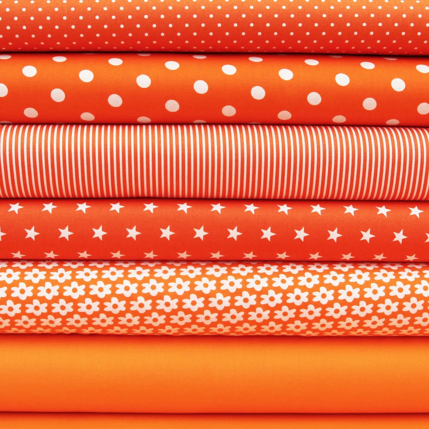 Baumwollstoff mit Sternen / Popeline " 1 cm weiße Sterne auf orange Stoffe Kudellino