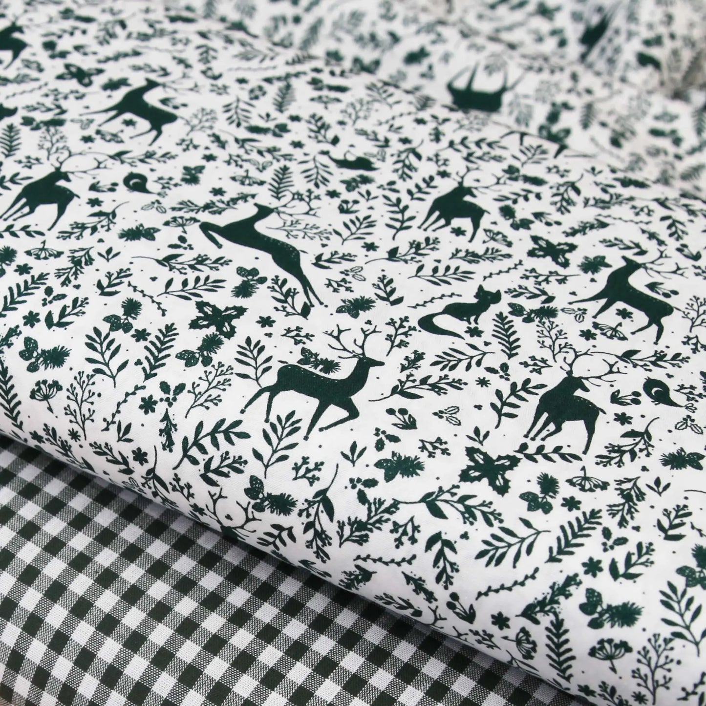 Baumwollstoff kariert / Popeline "0,5 cm weiß/dunkelgrün Karomuster" Stoffe Kudellino