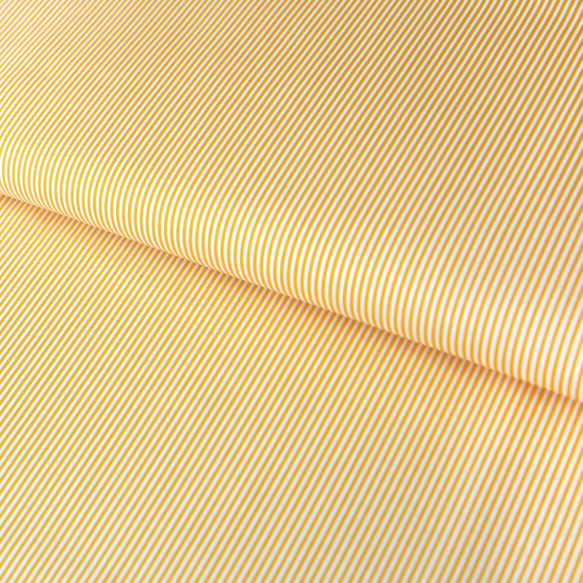 Baumwollstoff mit Linien / Popeline " 0,2 cm schmale weiße Streifen auf gelb" - Patchwork 100% Baumwolle dottergelb - Stoffe Kudellino