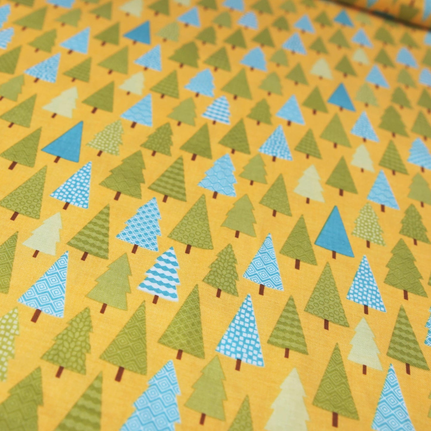 Baumwollstoff "Happy Camper - Tannenbäume" von Riley Blake - BaumwolleBaumwolle BedrucktStoffe Kudellino