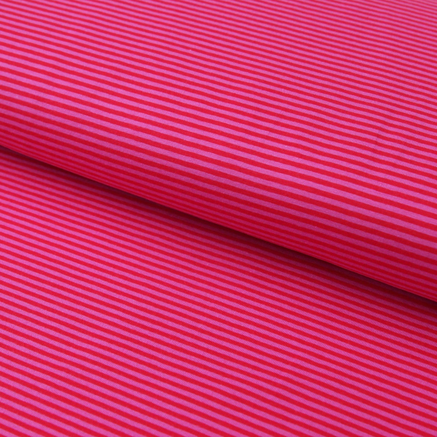 Baumwolljersey "Streifen 2mm in fuchsia und rot" - Jerseystoff - Stoffe Kudellino - Bündchenstoffe, Jersey Stoffe und mehr...