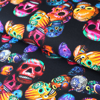 Baumwolljersey "bunte Sugar Skulls Totenköpfe" - Jersey Stoff Mexican Día de los Muertos - Stoffe Kudellino